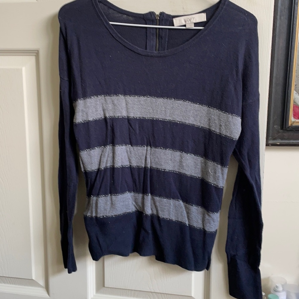Pre owned Loft Blue and Gray Long sleeve Size S